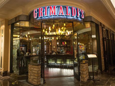 Grimaldi's pizzeria - Yes, Grimaldi's Pizzeria (3636 McKinney Ave) delivery is available on Seamless. Q) Does Grimaldi's Pizzeria (3636 McKinney Ave) offer contact-free delivery? A) Yes, Grimaldi's Pizzeria (3636 McKinney Ave) provides contact-free delivery with Seamless.